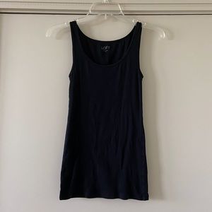 🌿3/$20 Loft Scoopneck tank